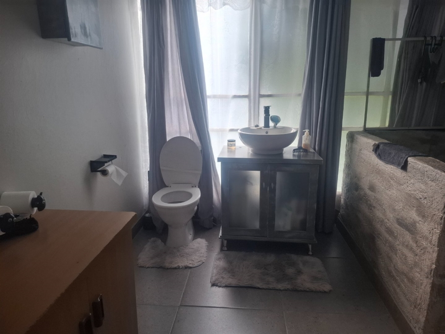 To Let 3 Bedroom Property for Rent in Suidrand Free State
